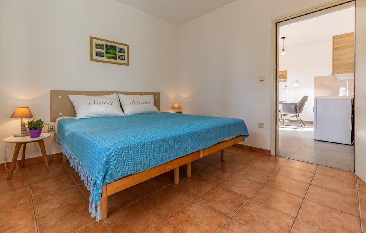 Apartments Pimpinella プレマントゥーラ エクステリア 写真