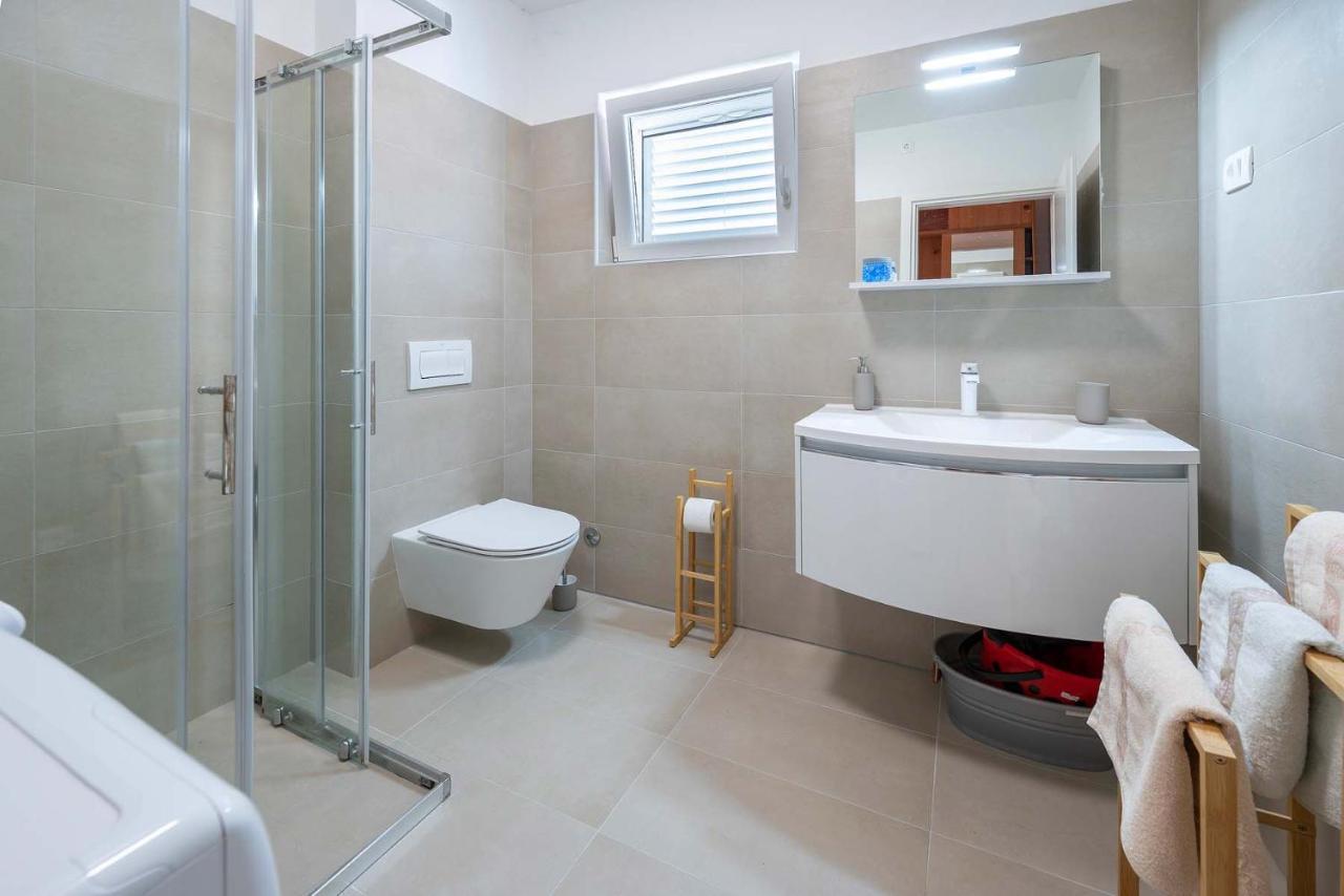 Apartments Pimpinella プレマントゥーラ エクステリア 写真