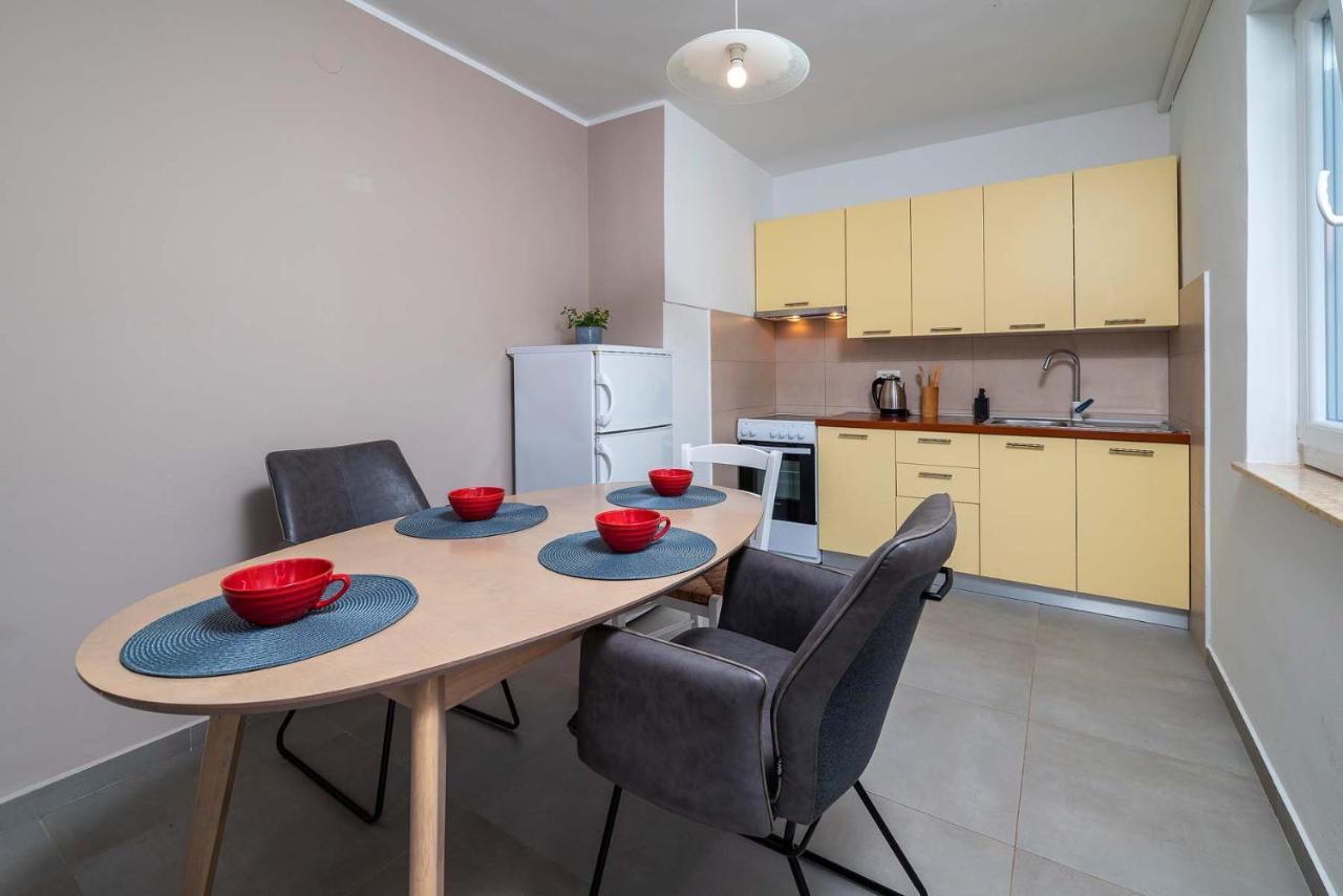 Apartments Pimpinella プレマントゥーラ エクステリア 写真